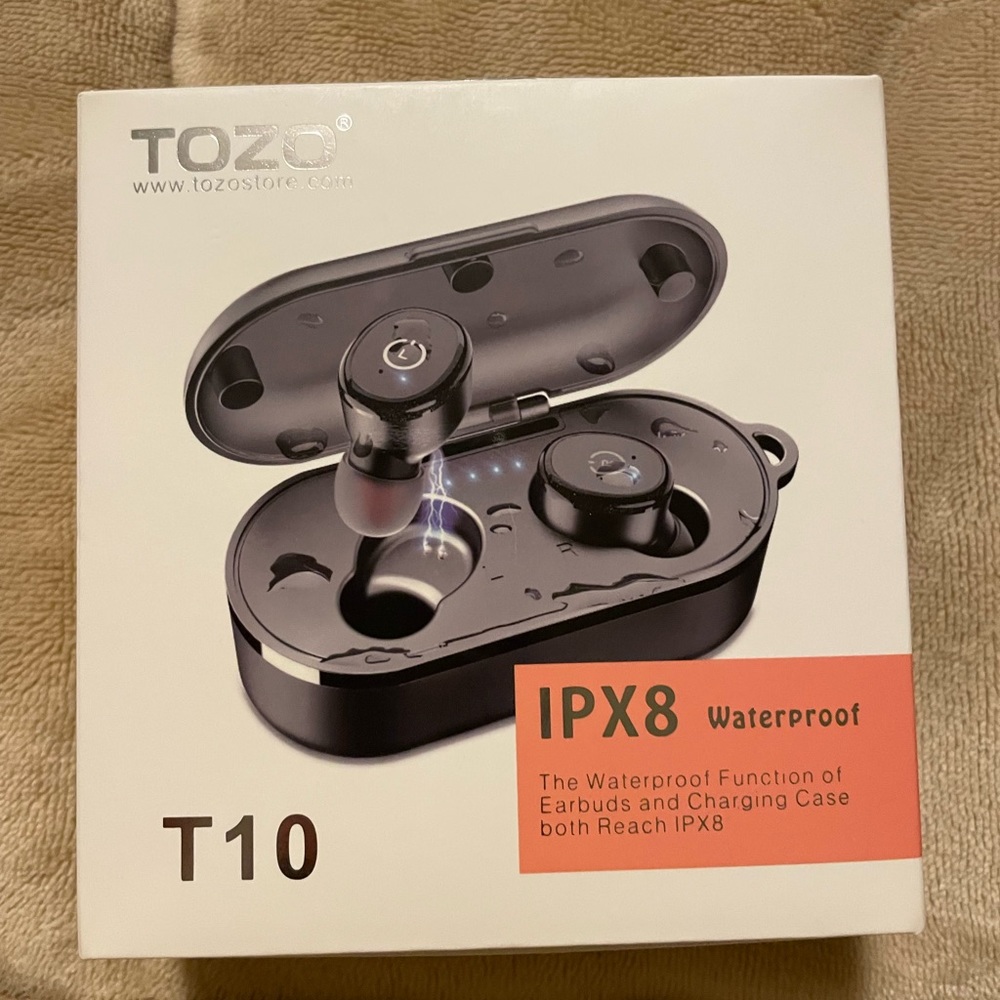 Bluetooth earbuds